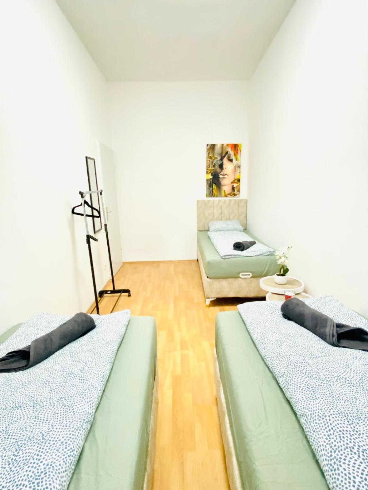 Apartment Bright 5br W Great Transport Link