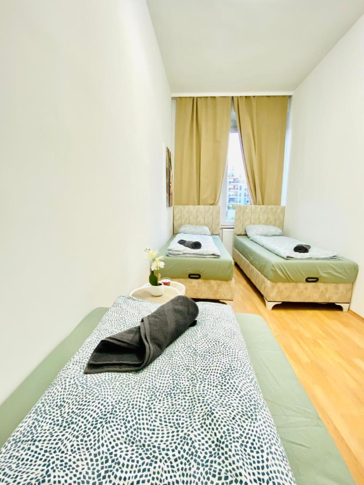 Apartment Bright 5br W Great Transport Link *