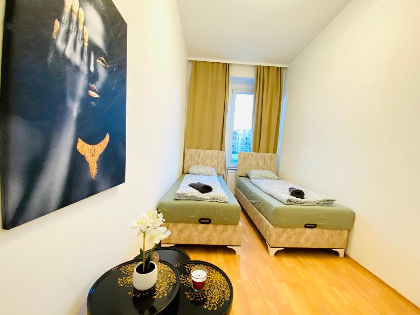 Apartment Bright 5br W Great Transport Link *