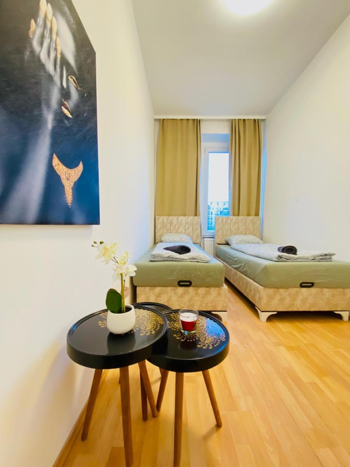 Apartment Bright 5br W Great Transport Link *
