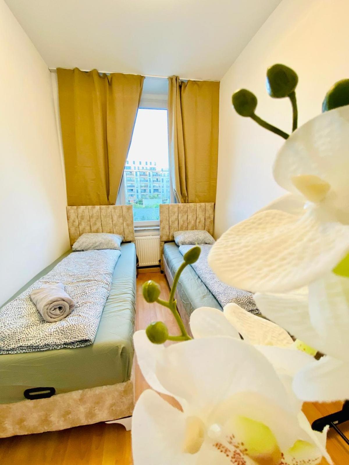 Apartment Bright 5br W Great Transport Link Wien